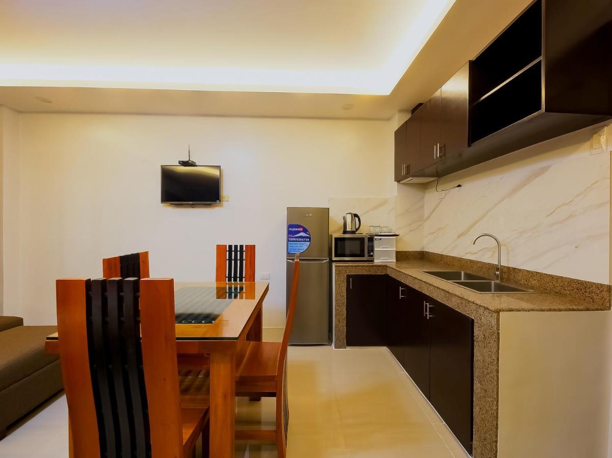 Oyo 848 Dona Aurora Condotel Quezon City Εξωτερικό φωτογραφία