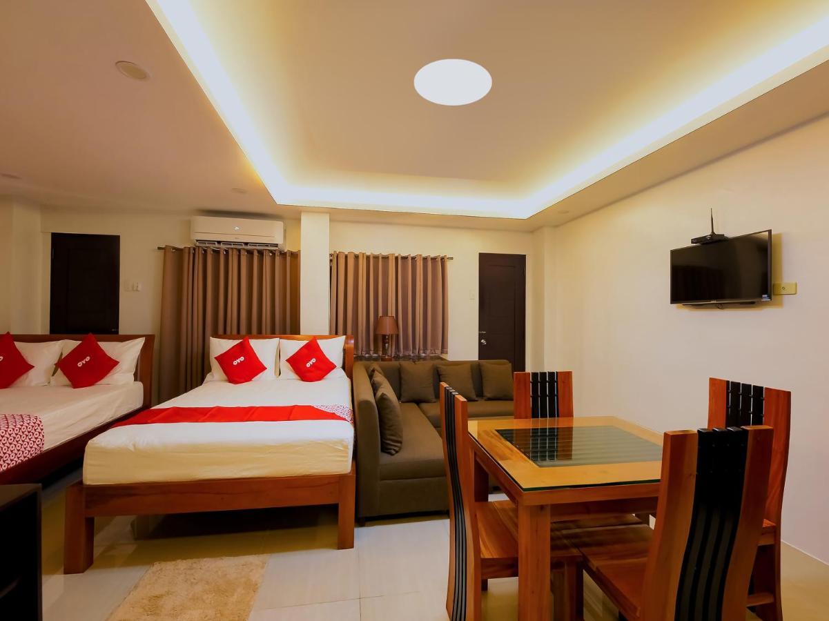 Oyo 848 Dona Aurora Condotel Quezon City Εξωτερικό φωτογραφία