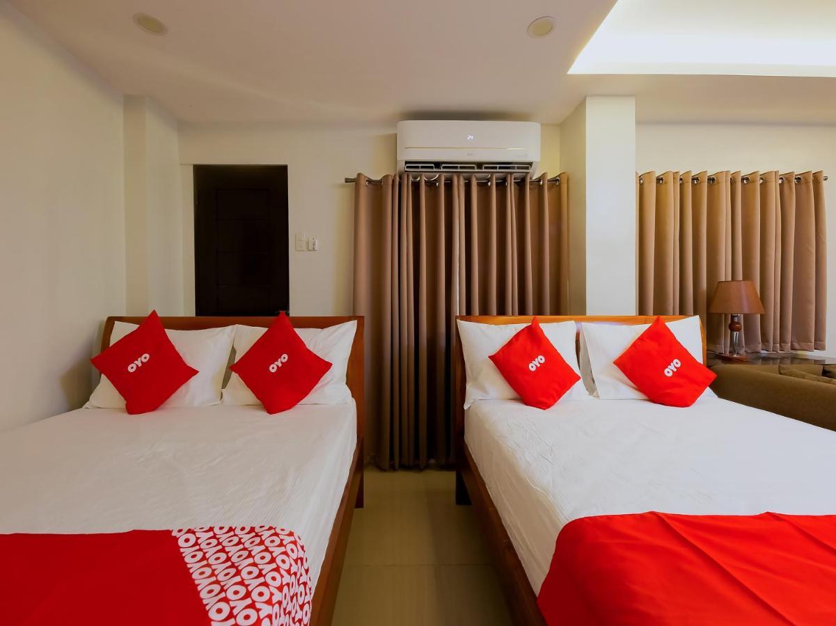 Oyo 848 Dona Aurora Condotel Quezon City Εξωτερικό φωτογραφία