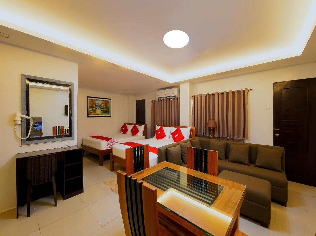 Oyo 848 Dona Aurora Condotel Quezon City Εξωτερικό φωτογραφία