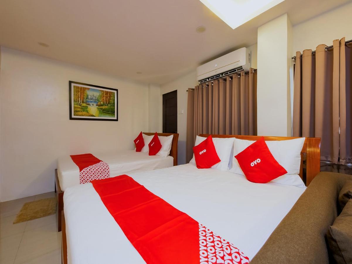 Oyo 848 Dona Aurora Condotel Quezon City Εξωτερικό φωτογραφία