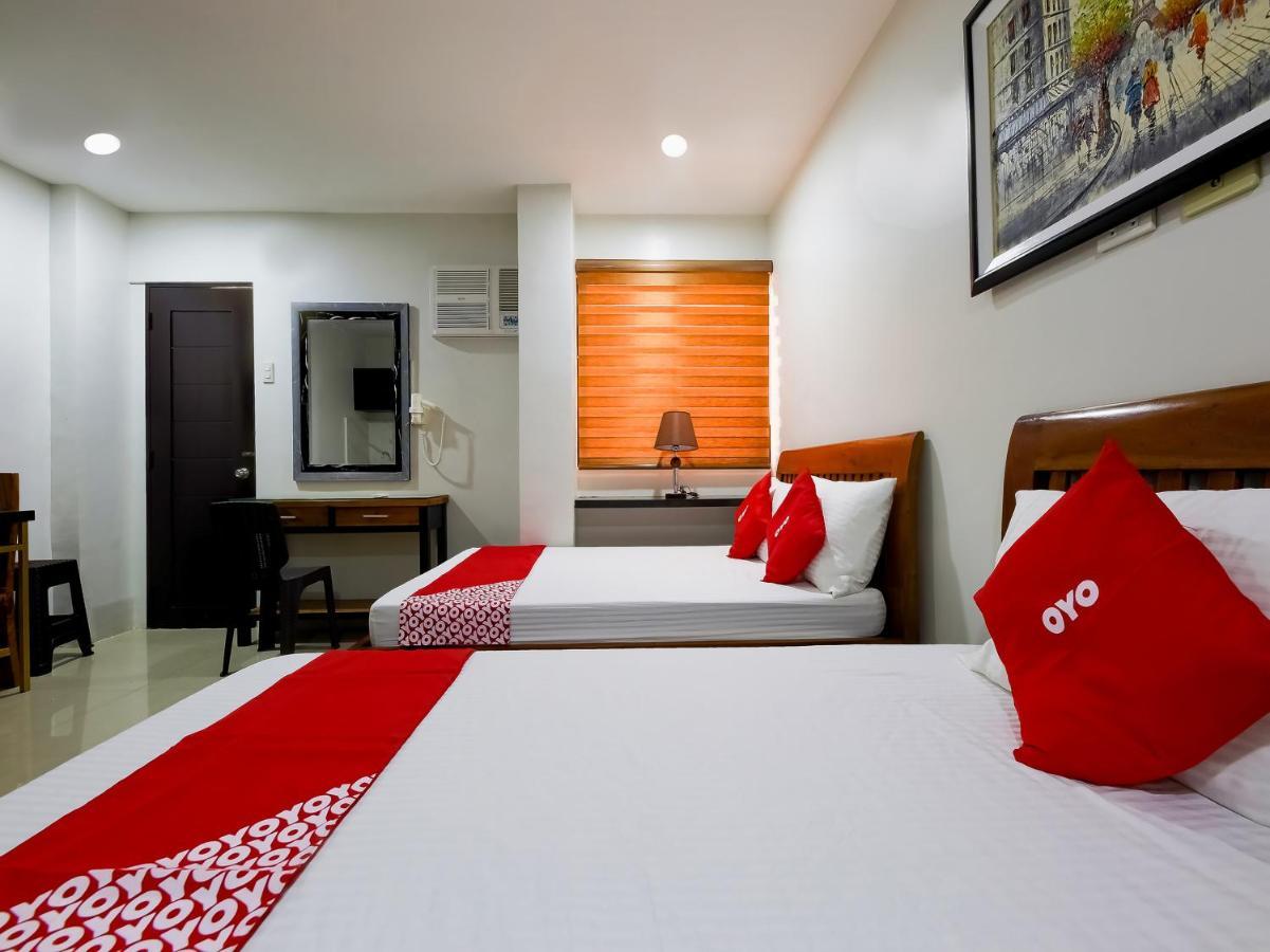 Oyo 848 Dona Aurora Condotel Quezon City Εξωτερικό φωτογραφία