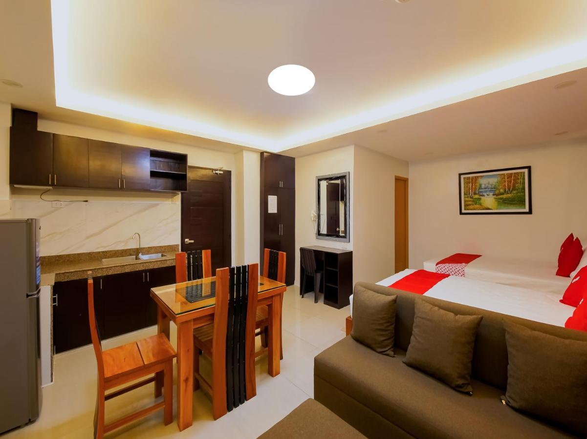 Oyo 848 Dona Aurora Condotel Quezon City Εξωτερικό φωτογραφία