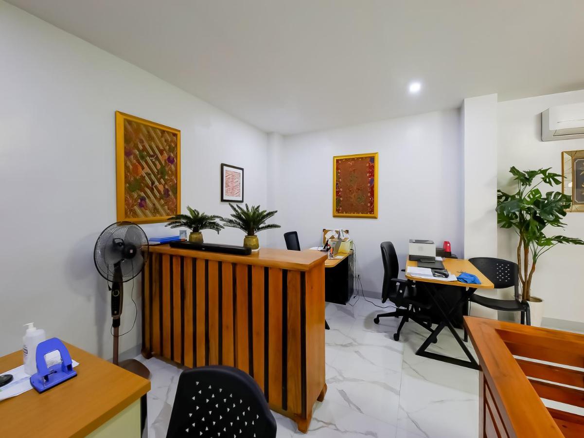Oyo 848 Dona Aurora Condotel Quezon City Εξωτερικό φωτογραφία